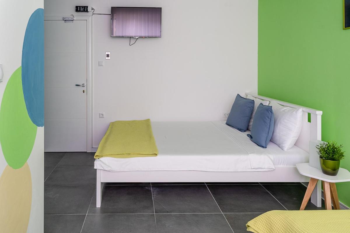 Kostovski Rooms-near E75 To Greece Apartment Veles